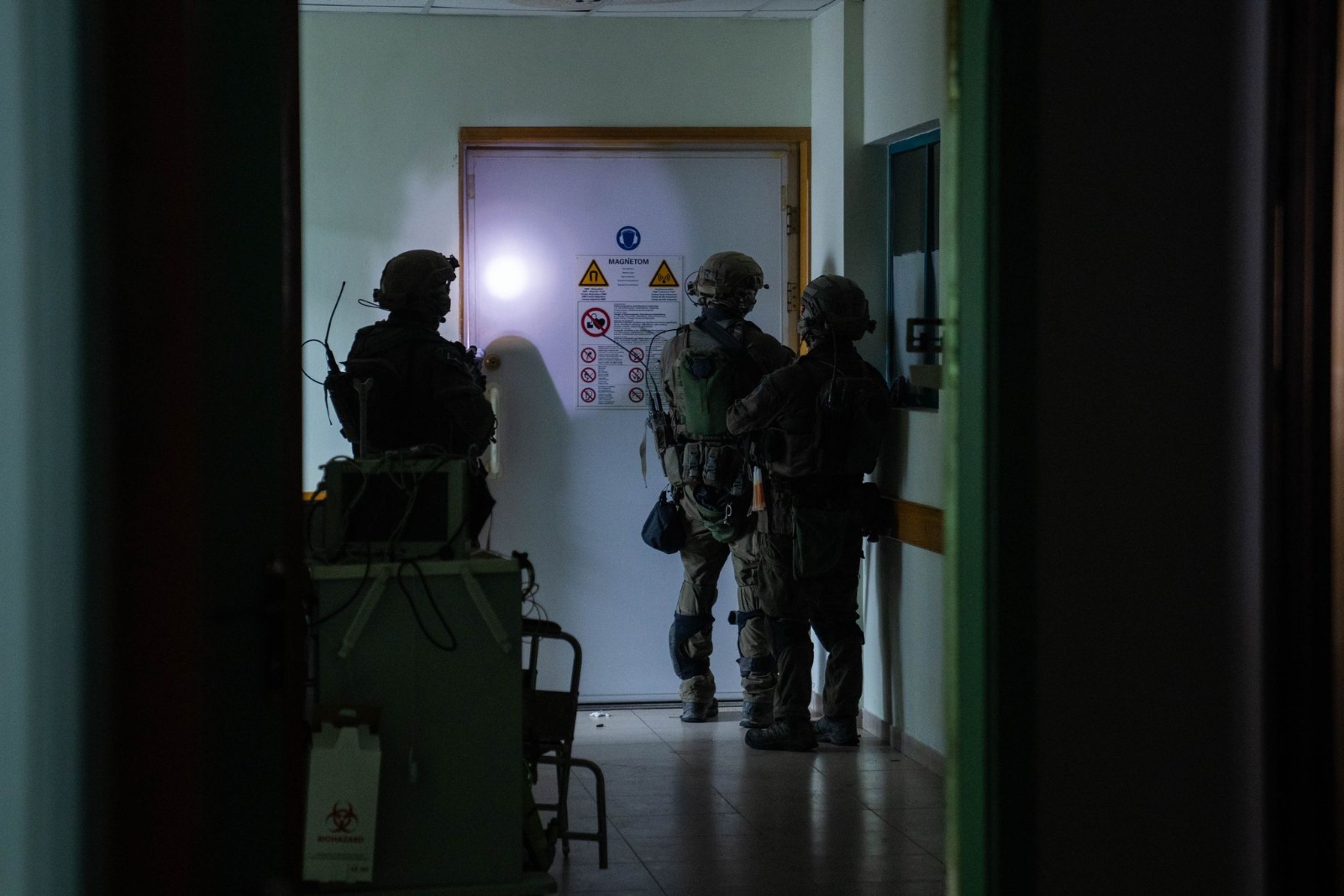 للمرة الثانية.. القوات الإسرائيلية تقتحم مستشفى الشفاء