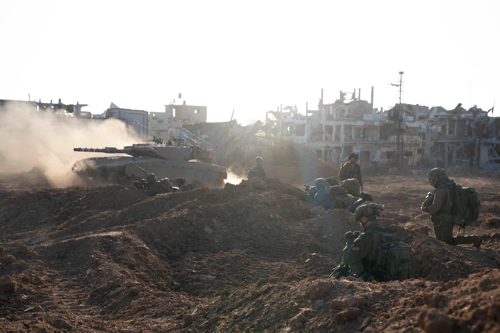 جيش الدفاع الإسرائيلي يقضي على الخلية التي أطلقت رشقة صاروخية باتجاه وسط البلاد مساء أمس الجمعة