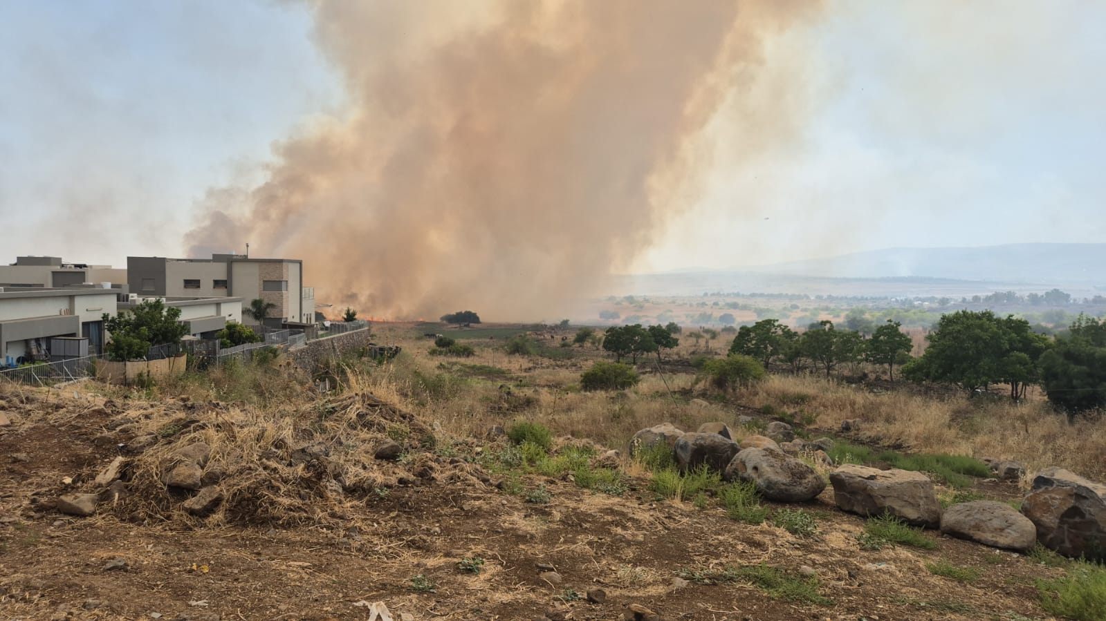 جيش الدفاع يغير على أهداف لحزب الله في جنوب لبنان ويستهدف منصة صاروخية 