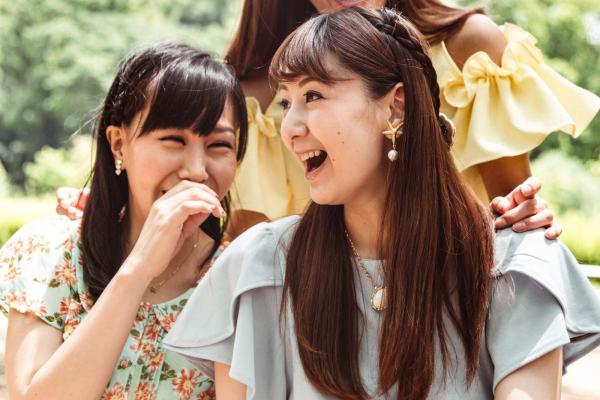 قانون مثير للجدل "يجبر" سكان محافظة يابانية على الضحك يوميا
